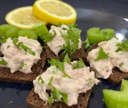 Horseradish Tuna Salad Bites